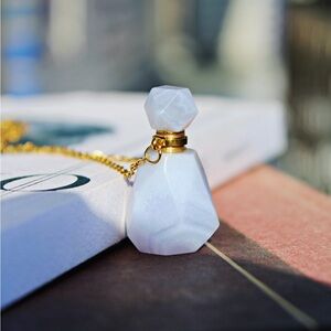 White Lace Agate Perfume Pendant